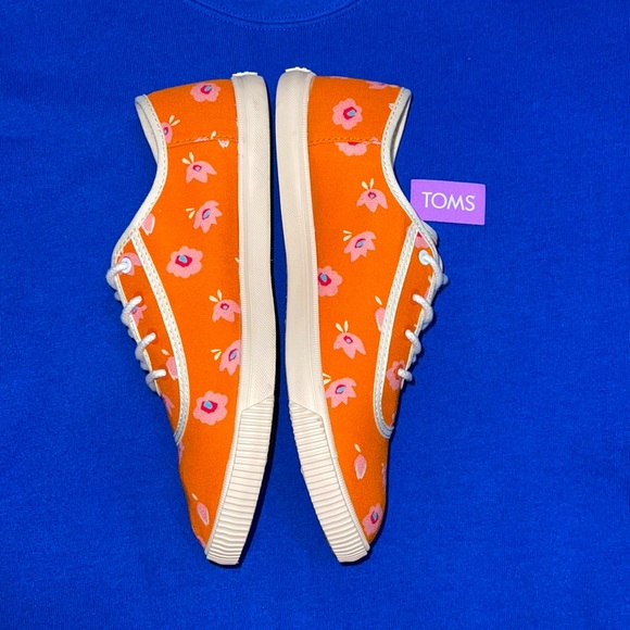 Toms Persimmon Shoes - Picture 3 of 5